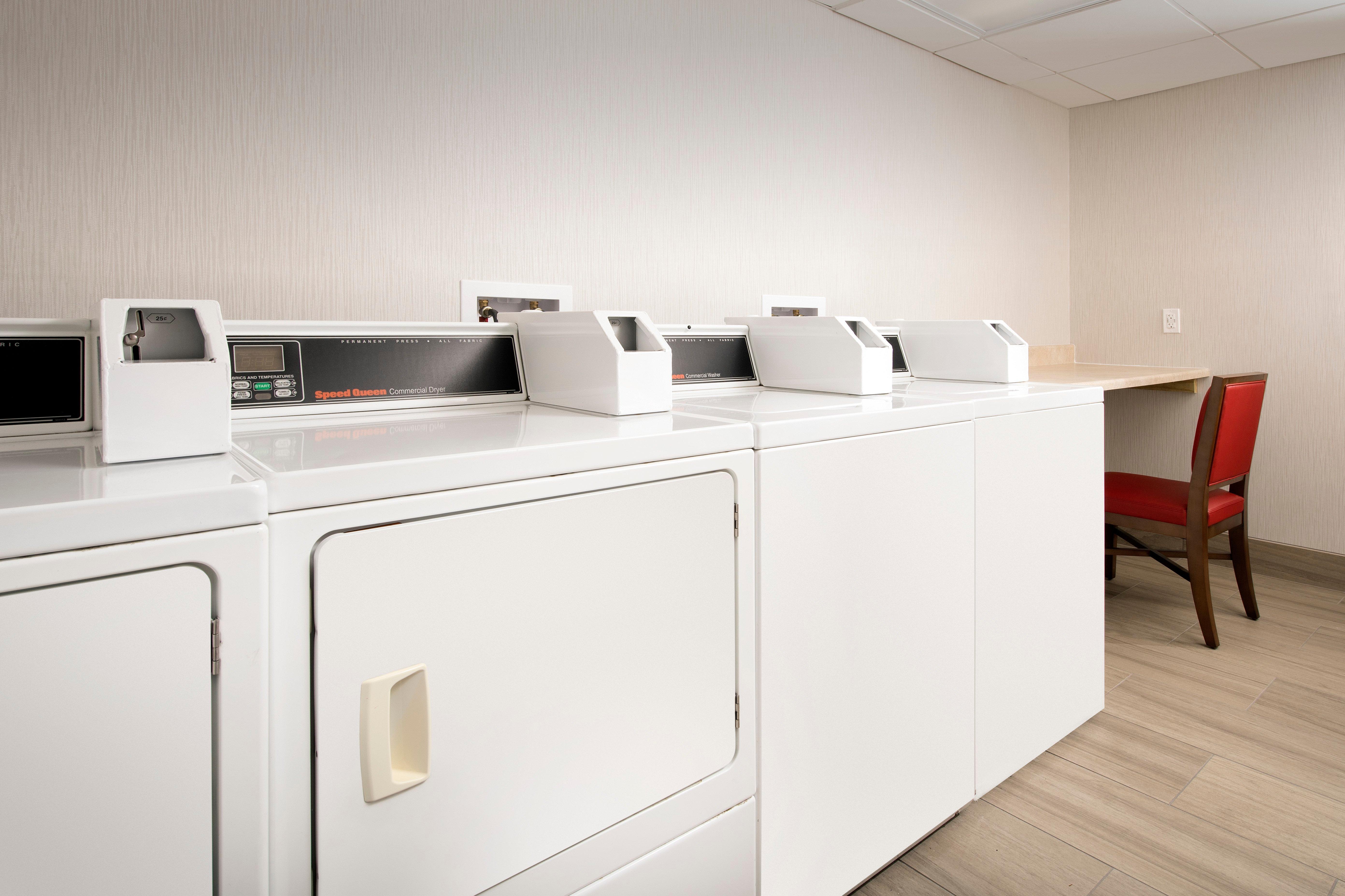 Holiday Inn Express & Suites Baltimore - BWI Airport North By Ihg Linthicum Extérieur photo
